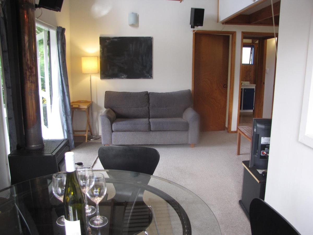 Miro Magic - Ohakune Holiday Home Экстерьер фото