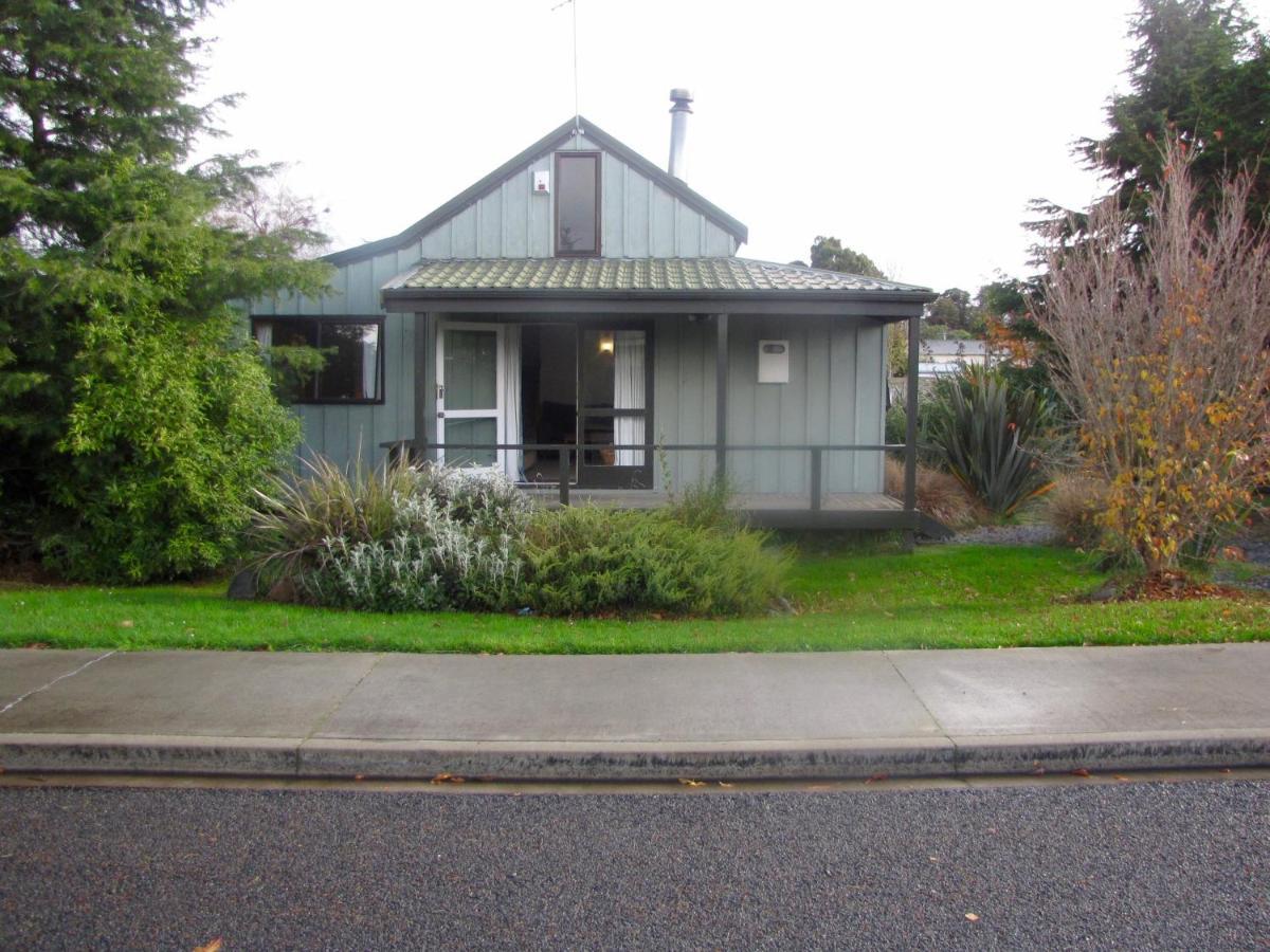 Miro Magic - Ohakune Holiday Home Экстерьер фото